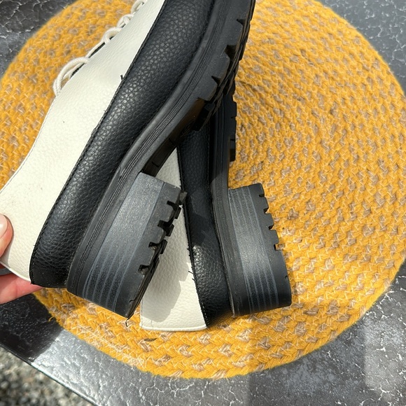 Two-Tone Style, sz 9 - Picture 4 of 8